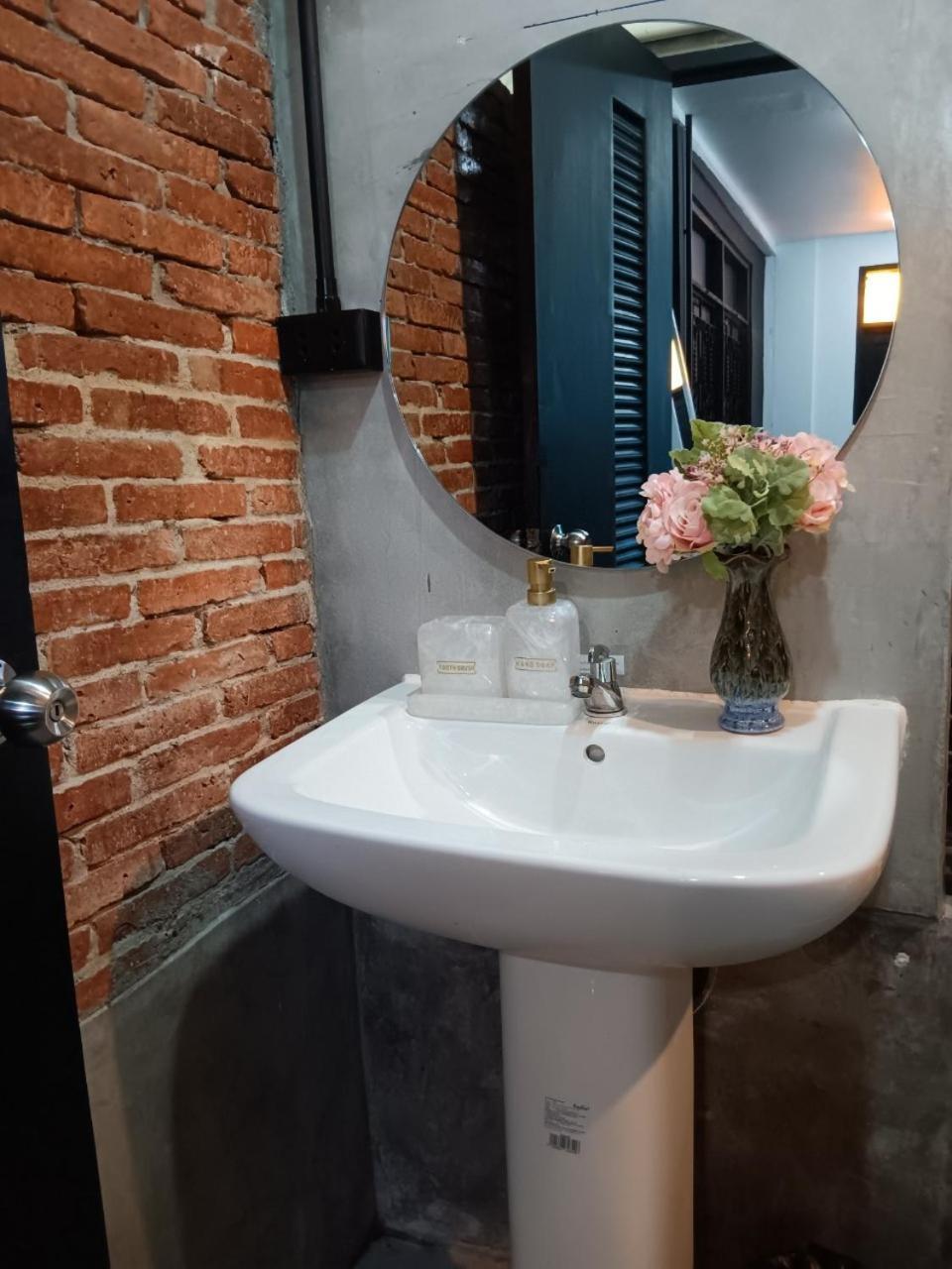 Nimman 9 Hotel Chiang Mai Ngoại thất bức ảnh